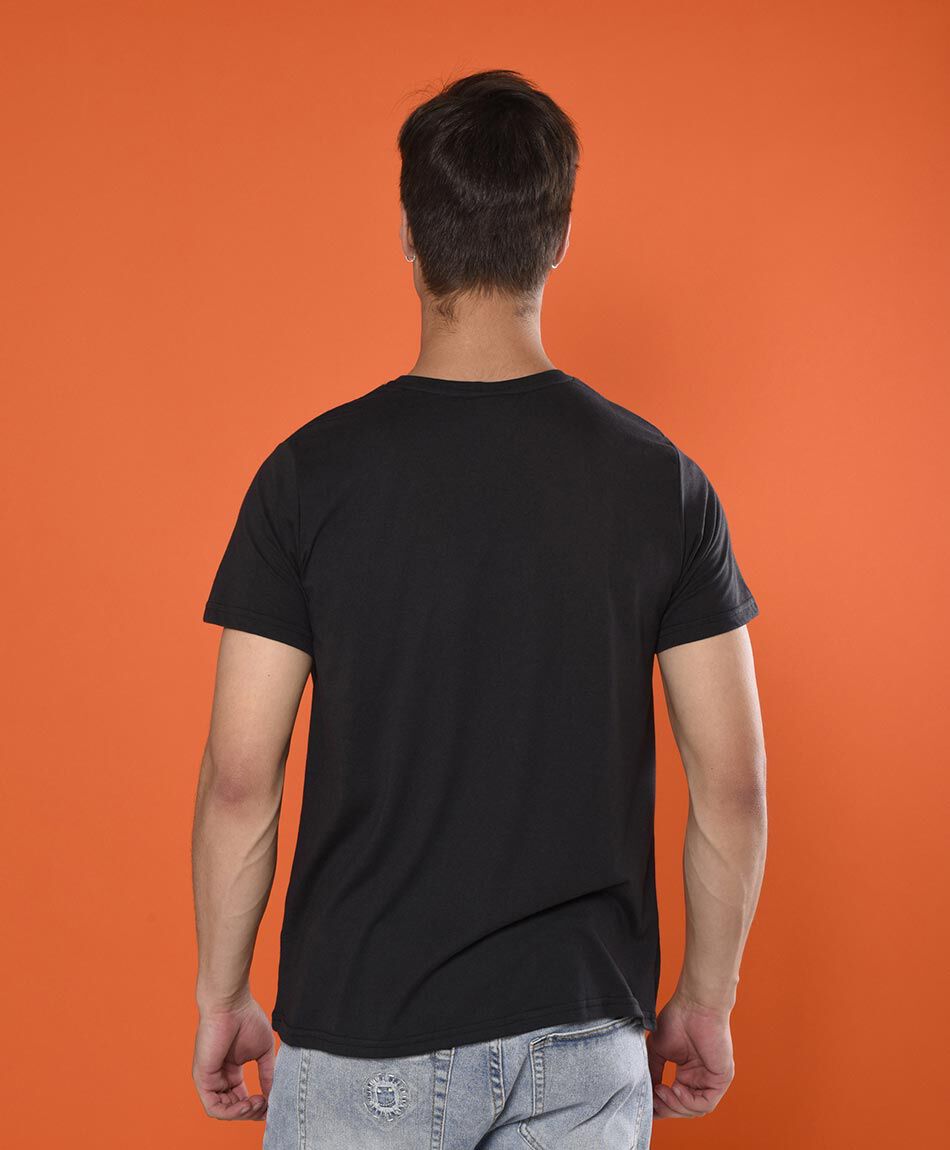 Polera manga corta cuello redondo