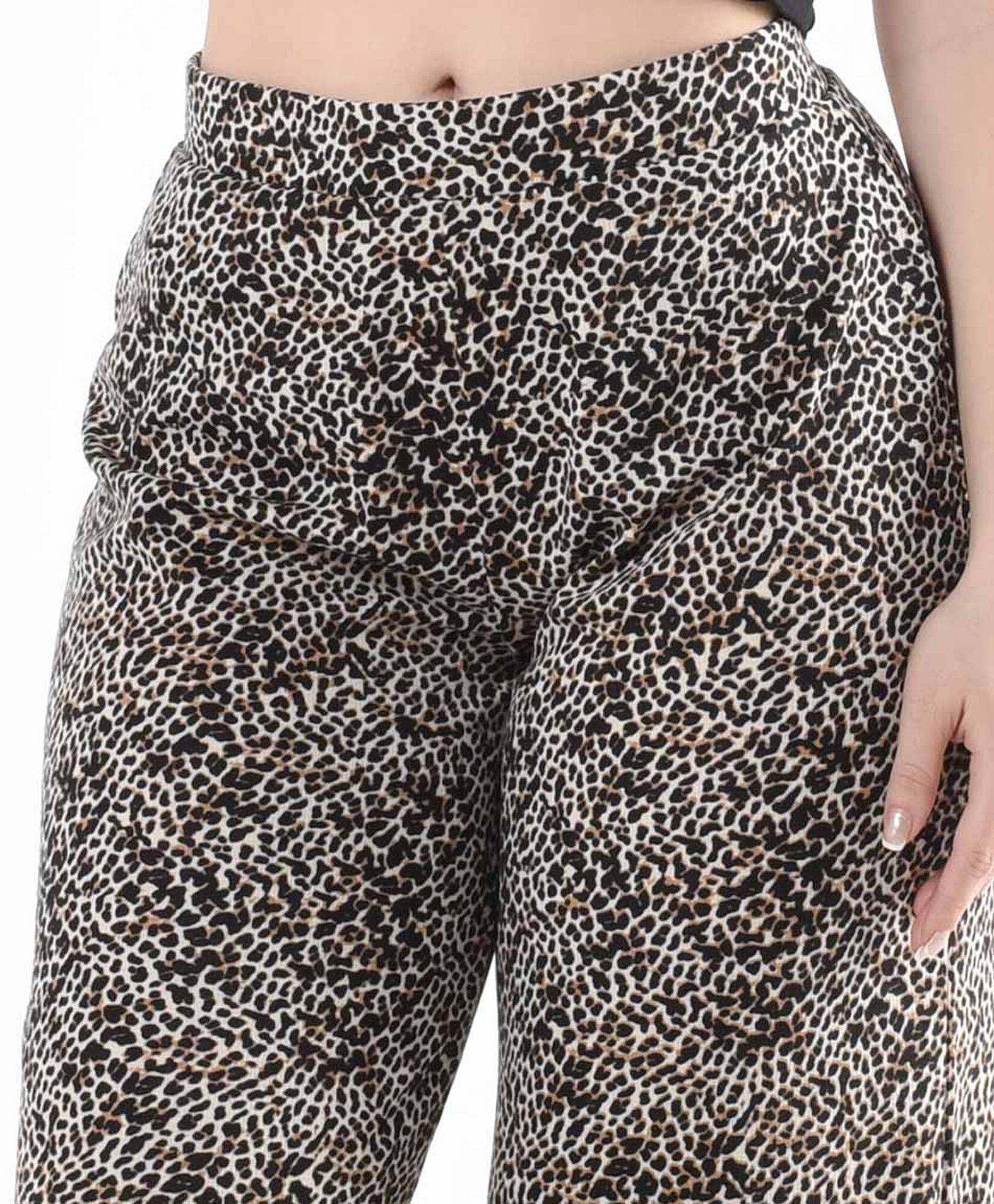 Pantalón mujer animal print wide Pantalón mujer animal print wide
