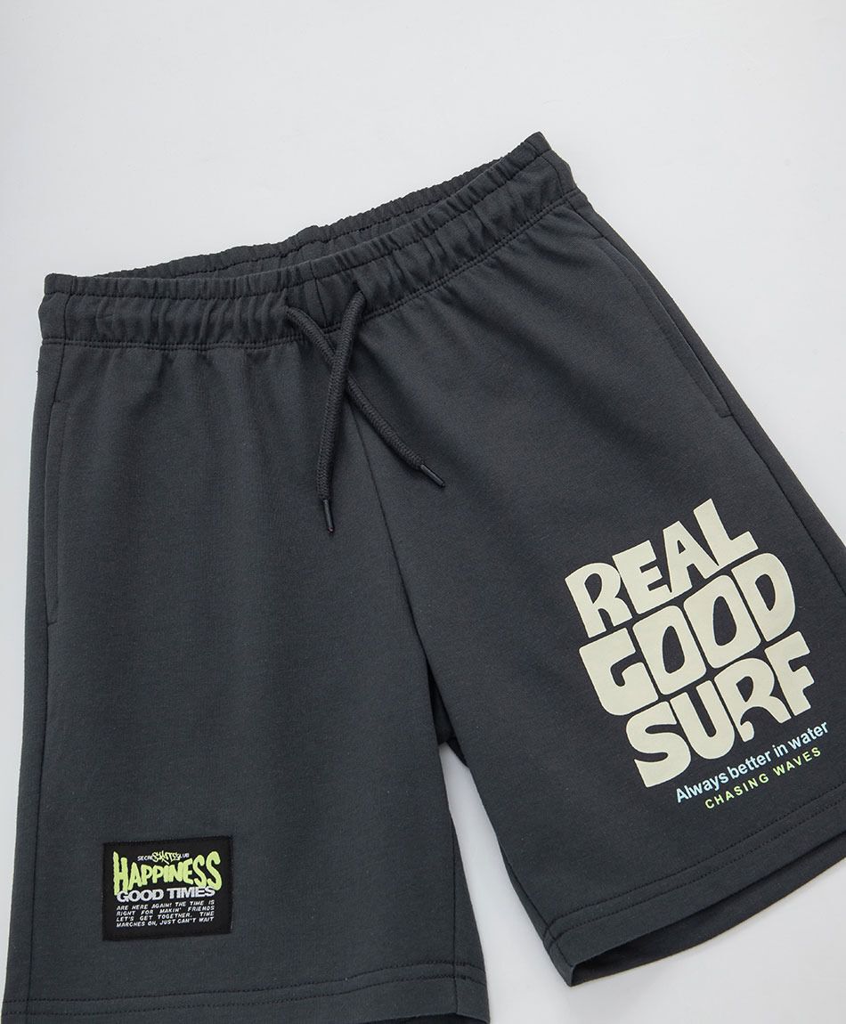 Short ni&ntilde;o good surf