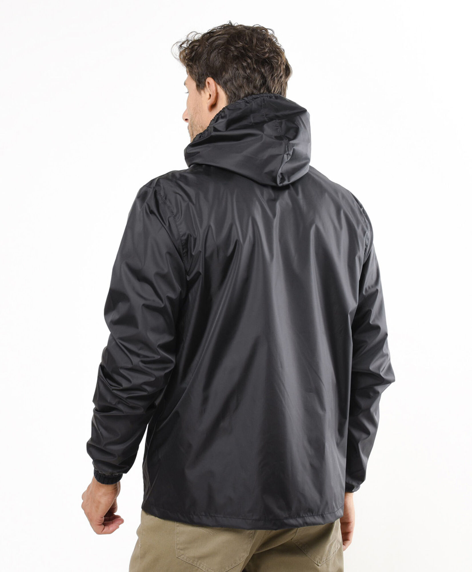 Cortaviento hombre liso negro Cortaviento hombre liso negro