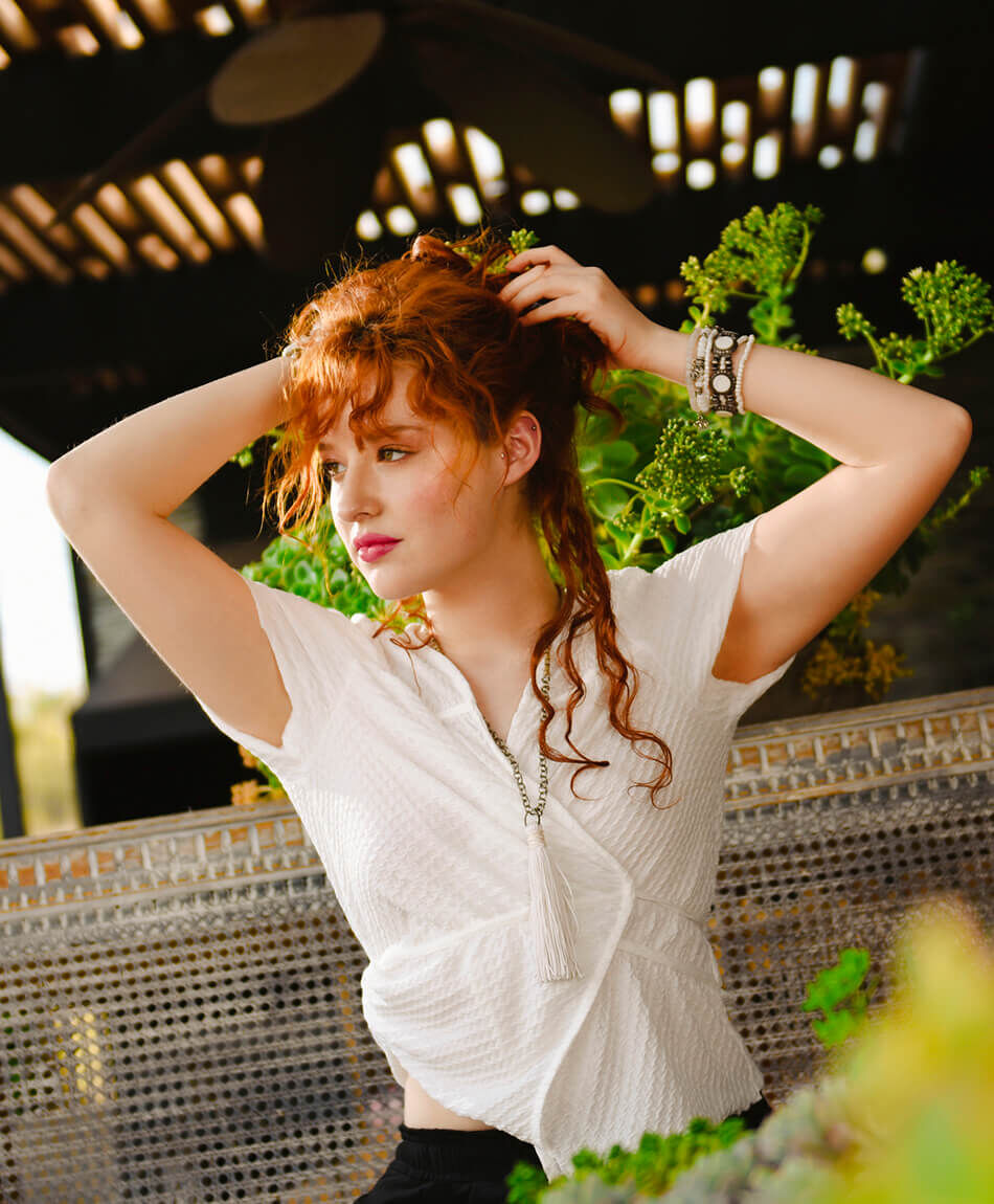 Polera manga corta cuello en v