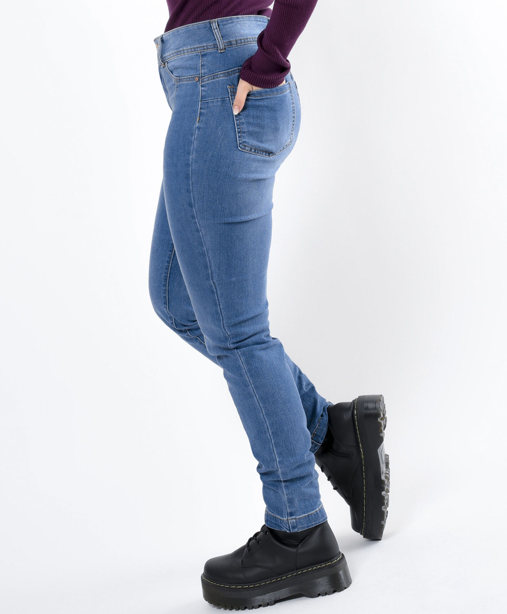 Jeans mujer costuras frontales skinny fit Jeans mujer costuras frontales skinny fit