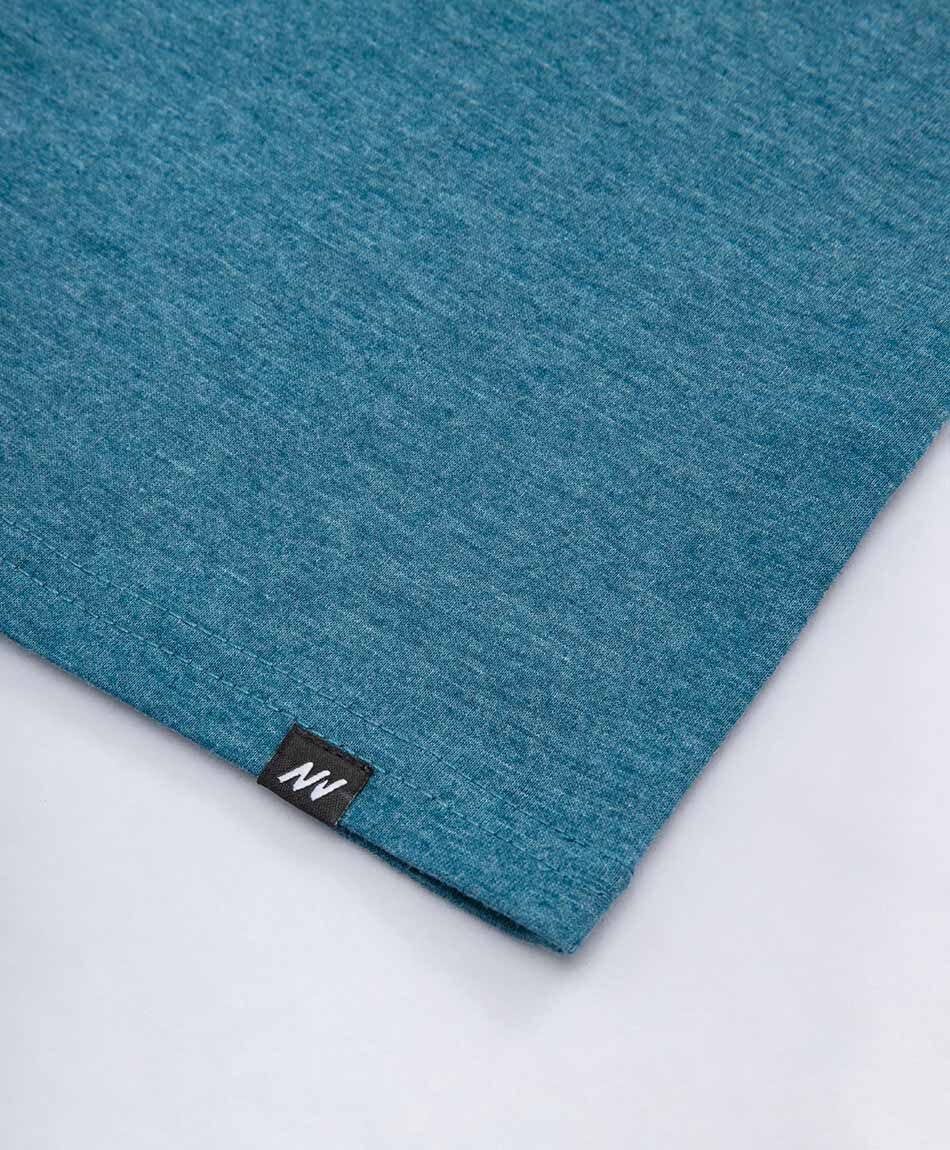 Polera deportiva hombre waves