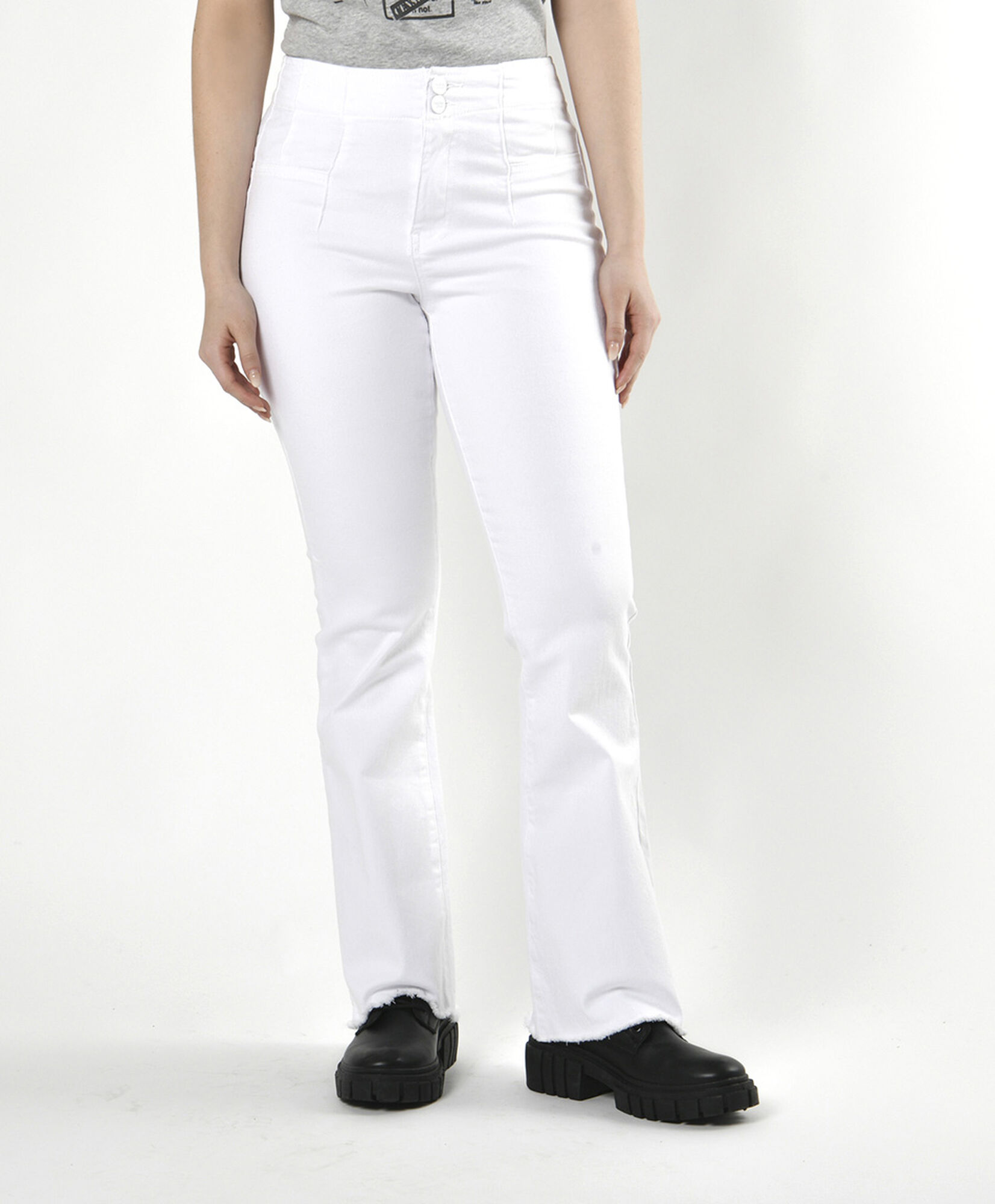 Jeans mujer pinzas flare Jeans mujer pinzas flare