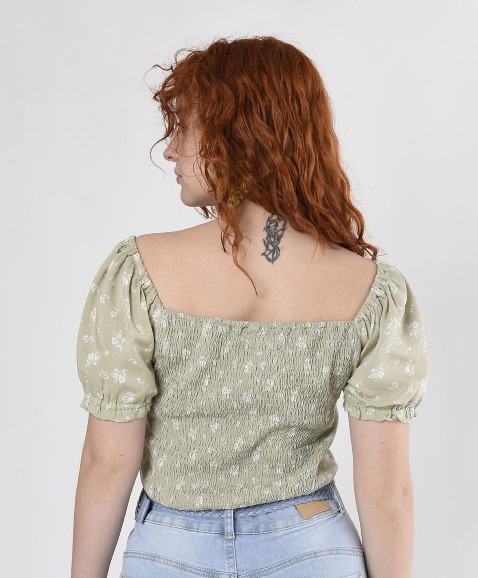 Blusa mujer floral botones crop Blusa mujer floral botones crop