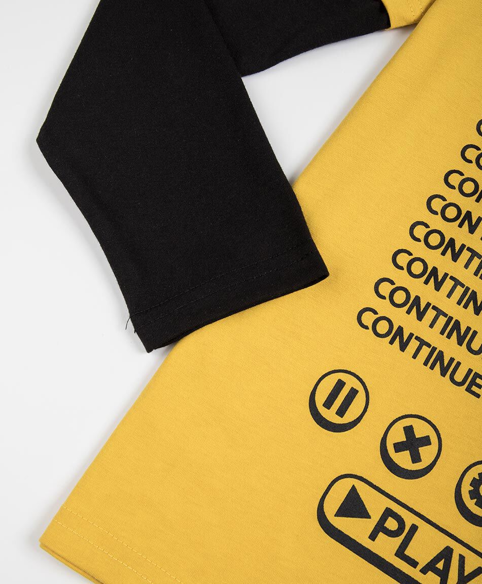 Polera ni&ntilde;o estampado hora de jugar