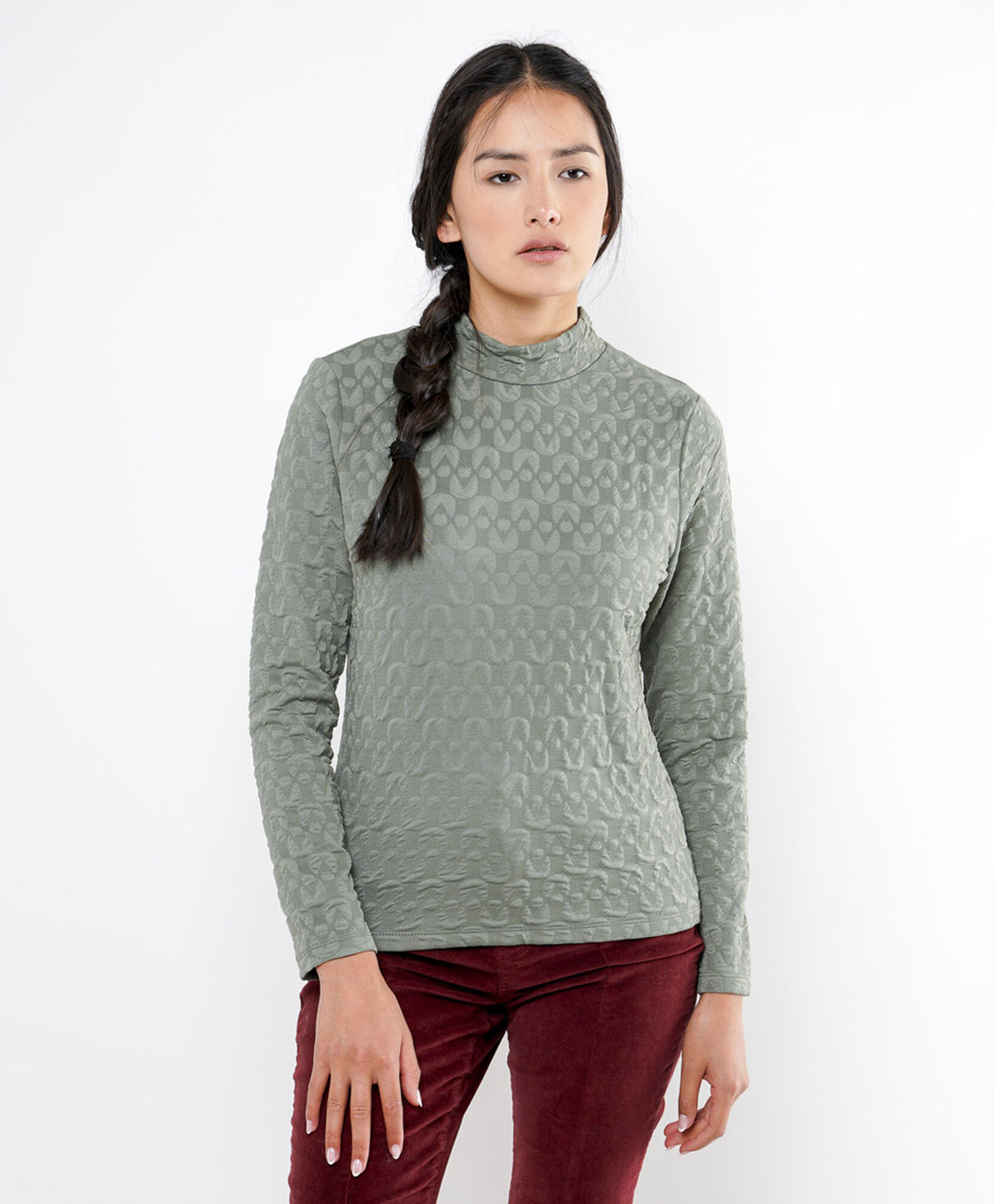 Polera mujer jacquard cuello medio Polera mujer jacquard cuello medio