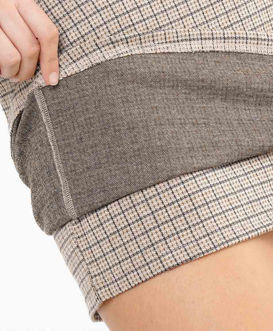 Mini falda mujer dise&ntilde;o lineas