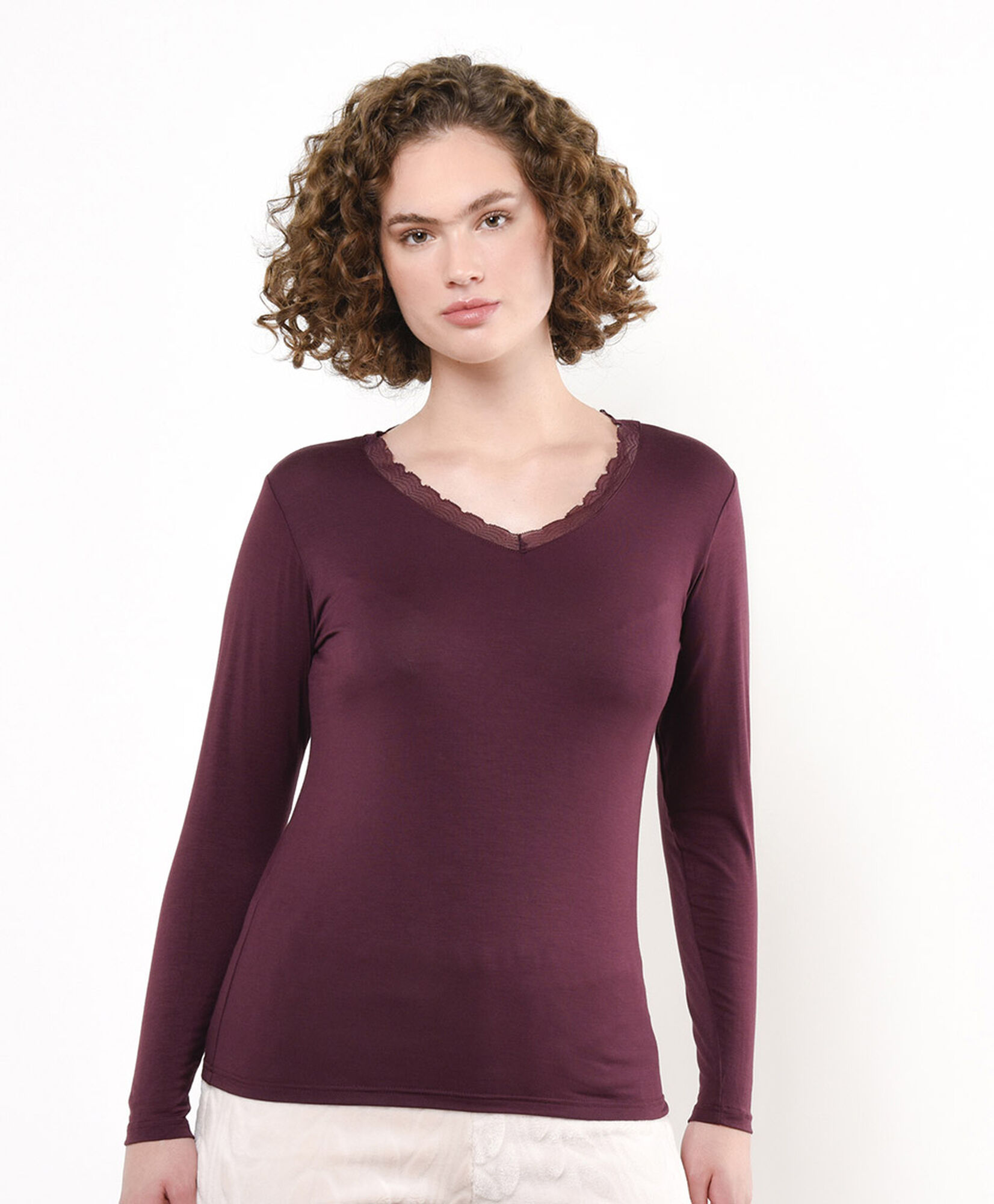 Camiseta mujer roja oscura cuello en v Camiseta mujer roja oscura cuello en v