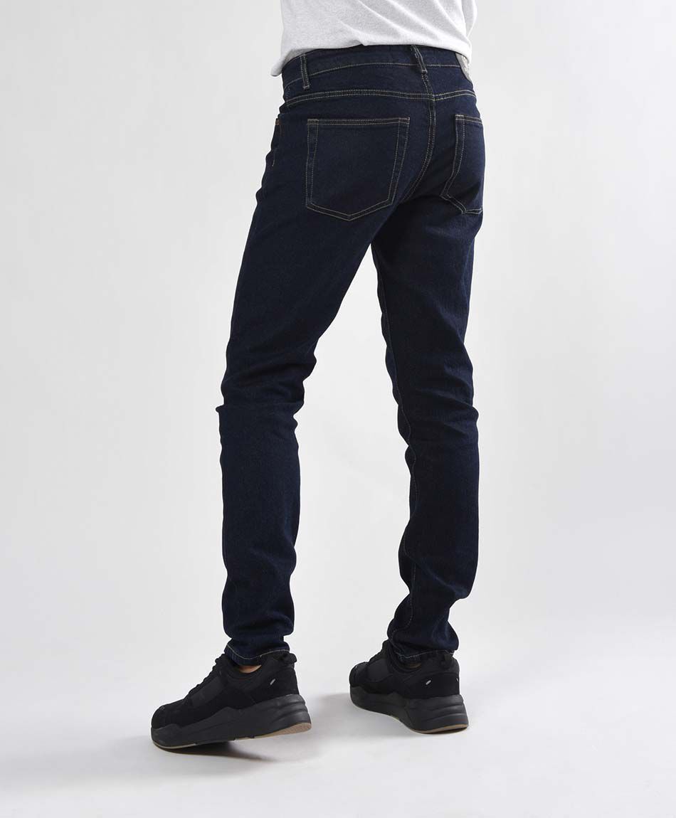 Jeans hombre liso cl&aacute;sico skinny fit