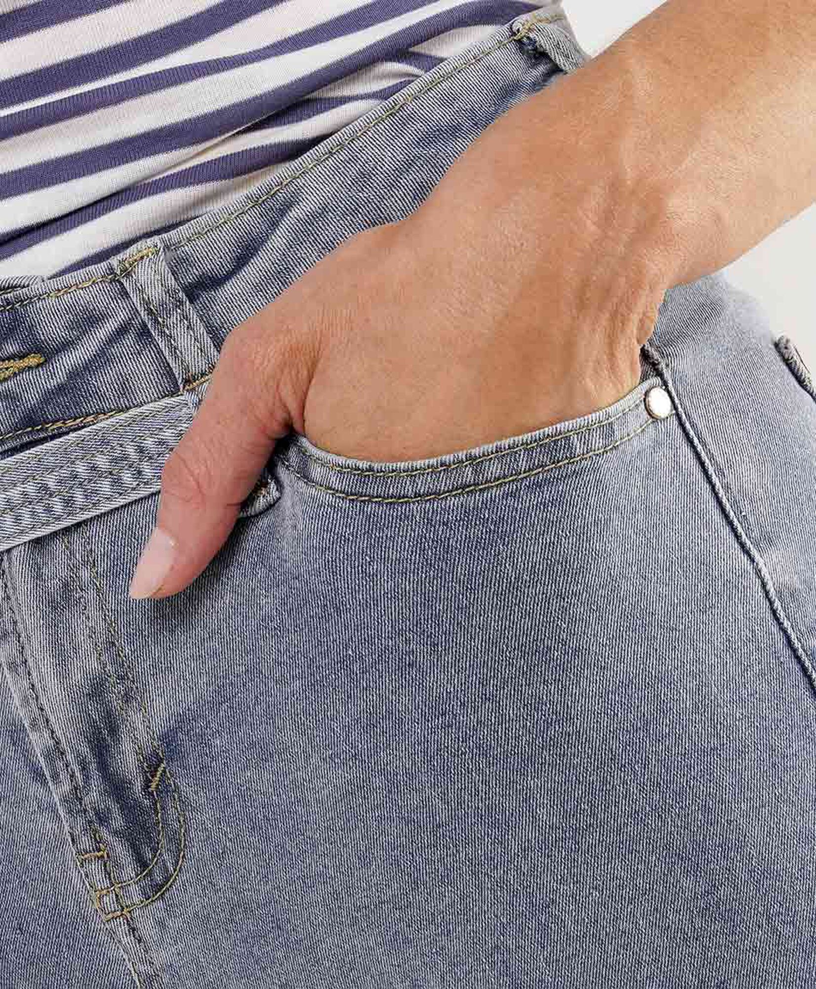 Jeans mujer desgaste cinturón skinny fit Jeans mujer desgaste cinturón skinny fit