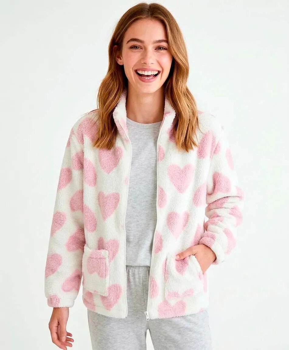 Poler&oacute;n manta mujer corazones