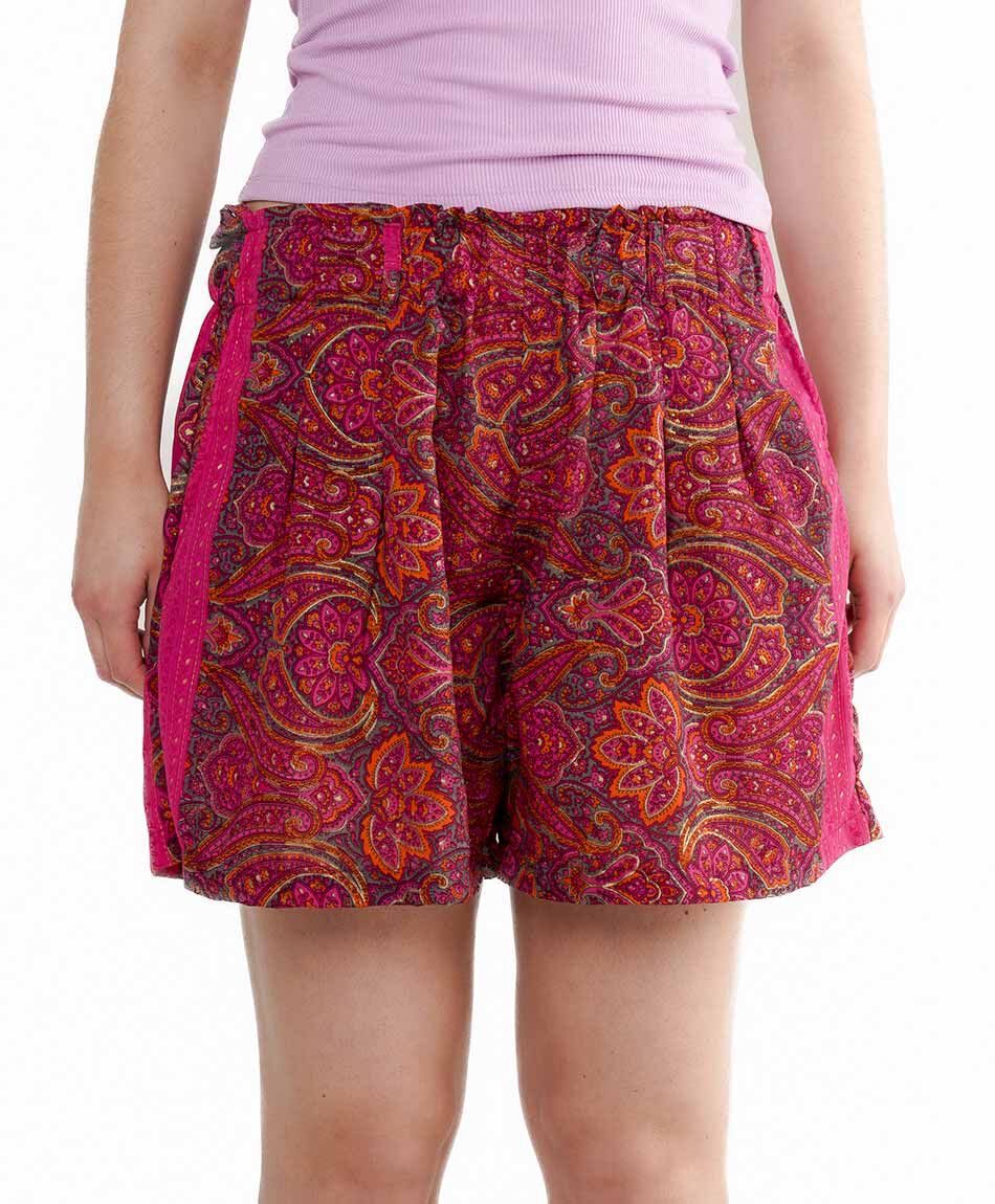 Short mujer orange flower