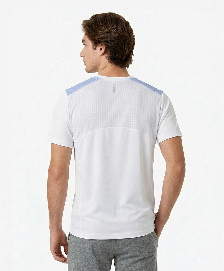 Polera deportiva hombre geometrica