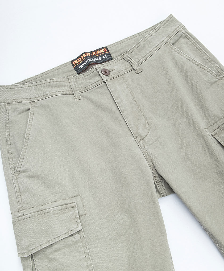 Pantal&oacute;n hombre liso cargo