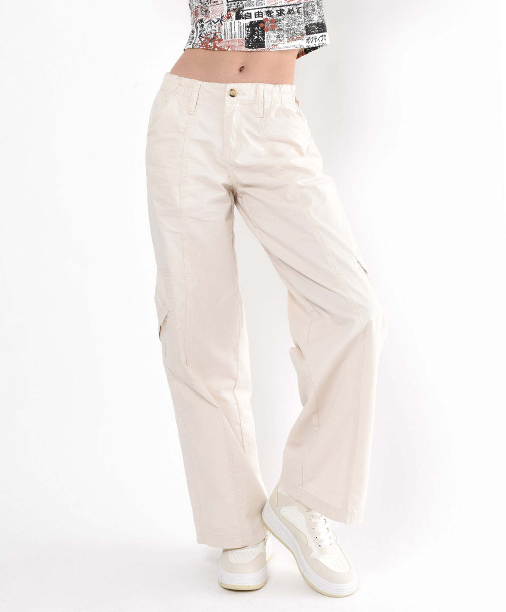 Pantalón mujer cargo costuras Pantalón mujer cargo costuras
