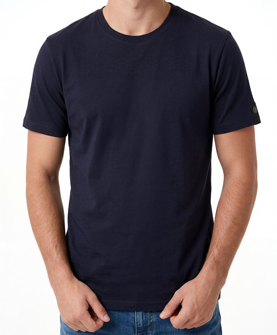 Polera hombre parche manga lisa
