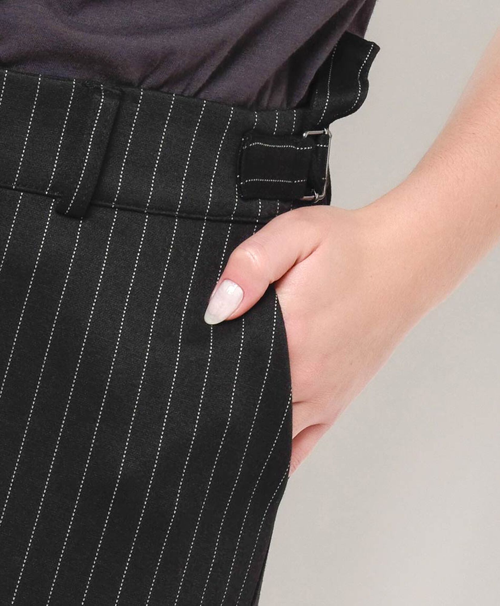 Pantalón mujer negro líneas wide Pantalón mujer negro líneas wide
