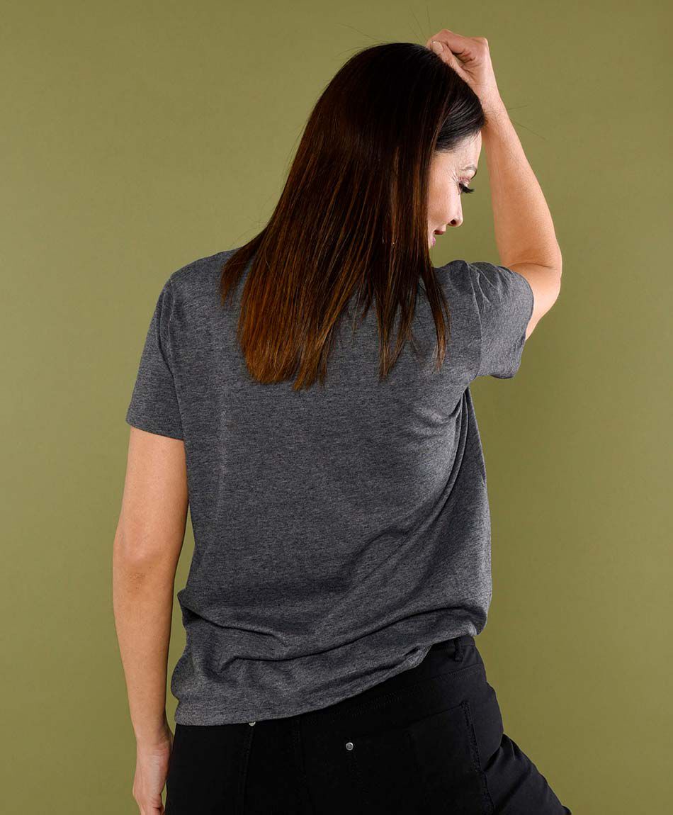 Polera manga corta cuello redondo