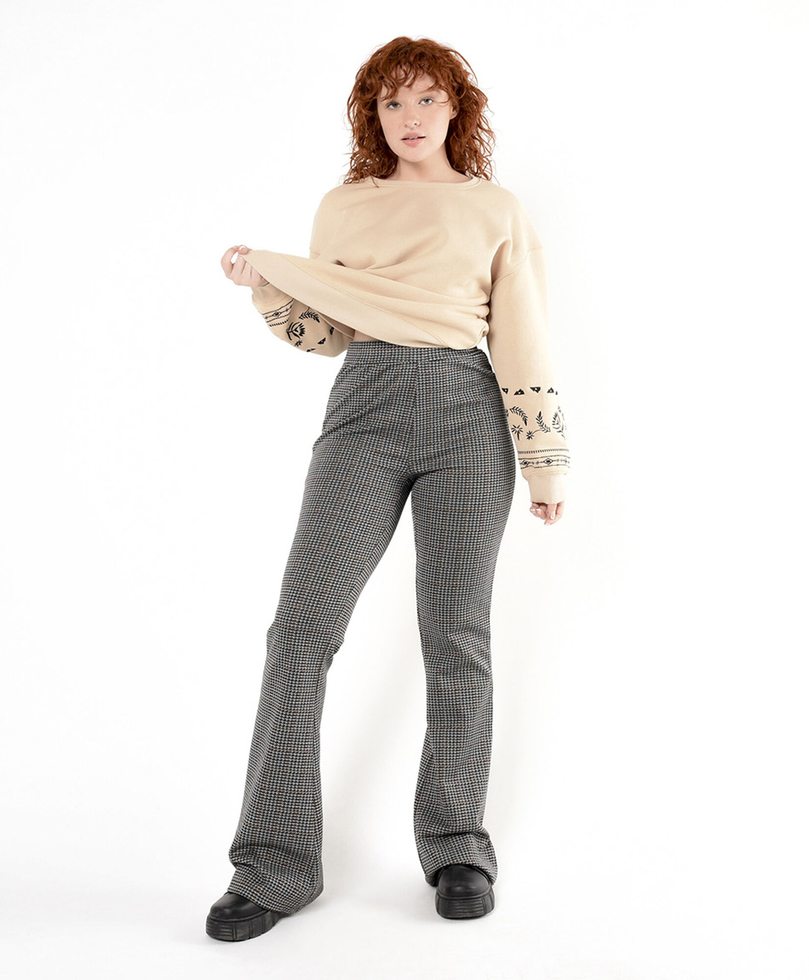 Pantalón mujer pied de poule flare Pantalón mujer pied de poule flare