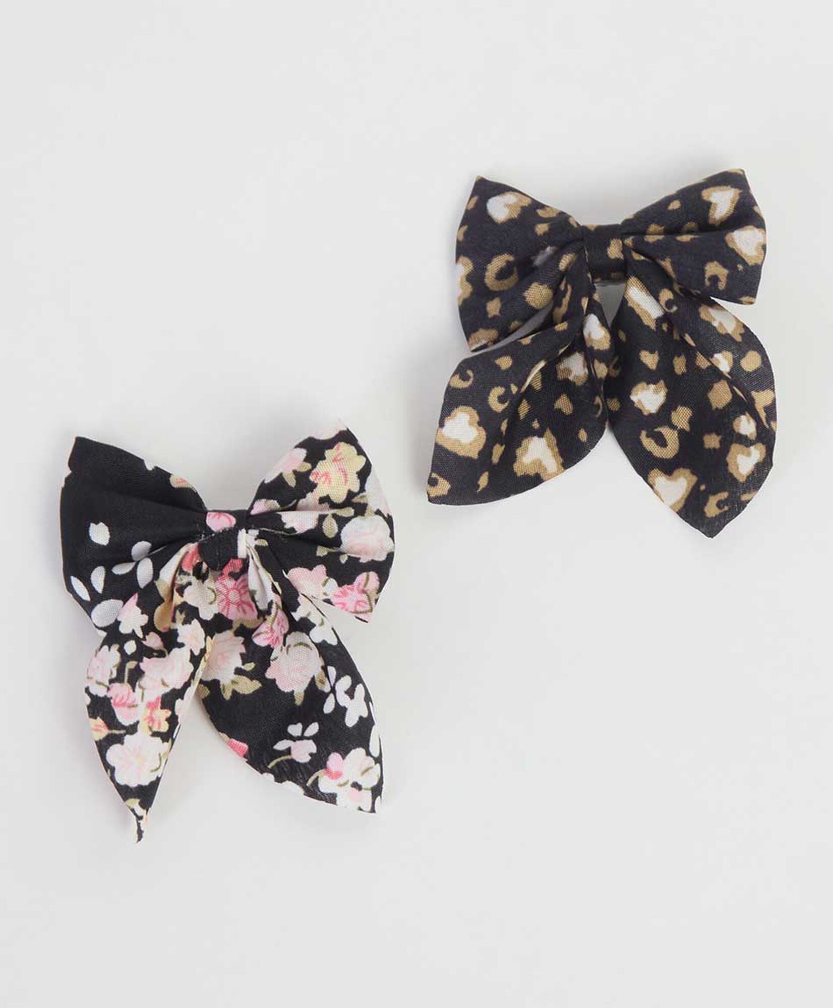 Set 2 pinches mujer cintas floreados Set 2 pinches mujer cintas floreados