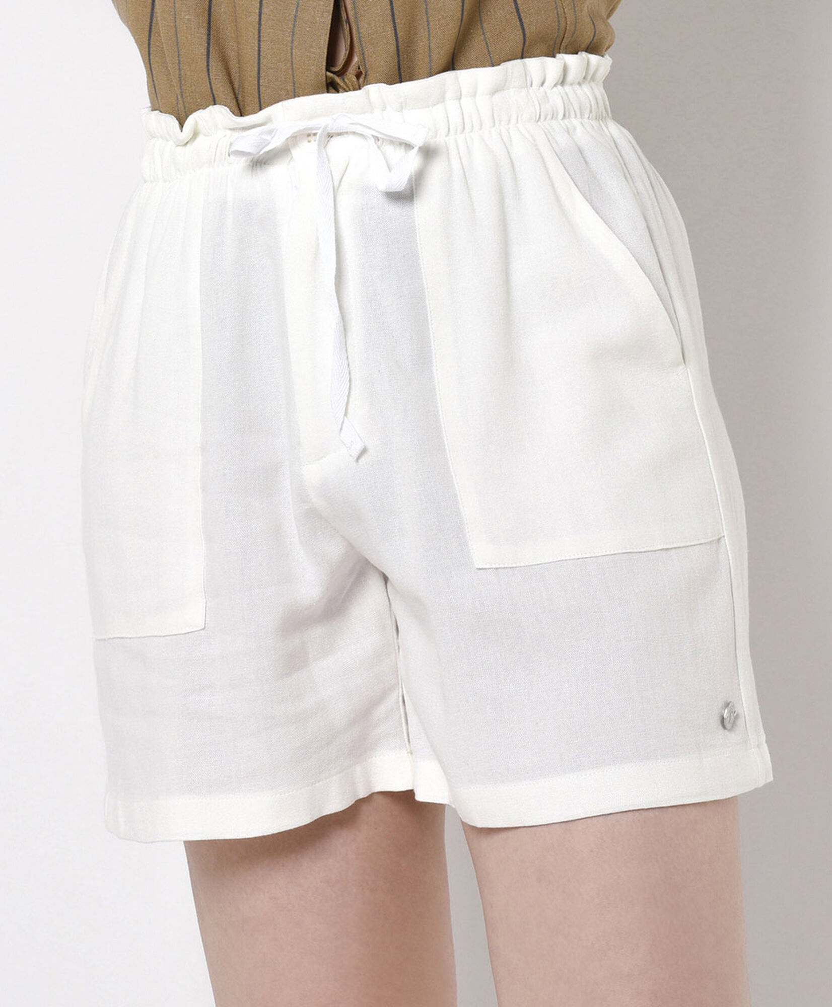 Short tiro alto mujer con lazo Short tiro alto mujer con lazo