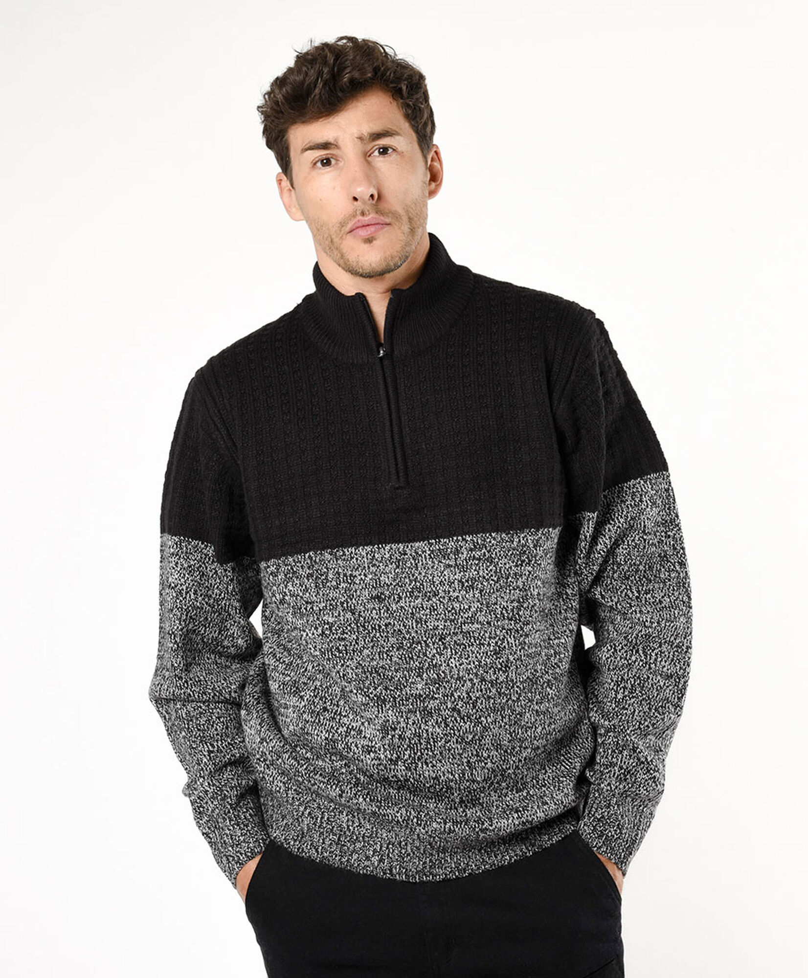 Sweater hombre bicolor medio cierre Sweater hombre bicolor medio cierre