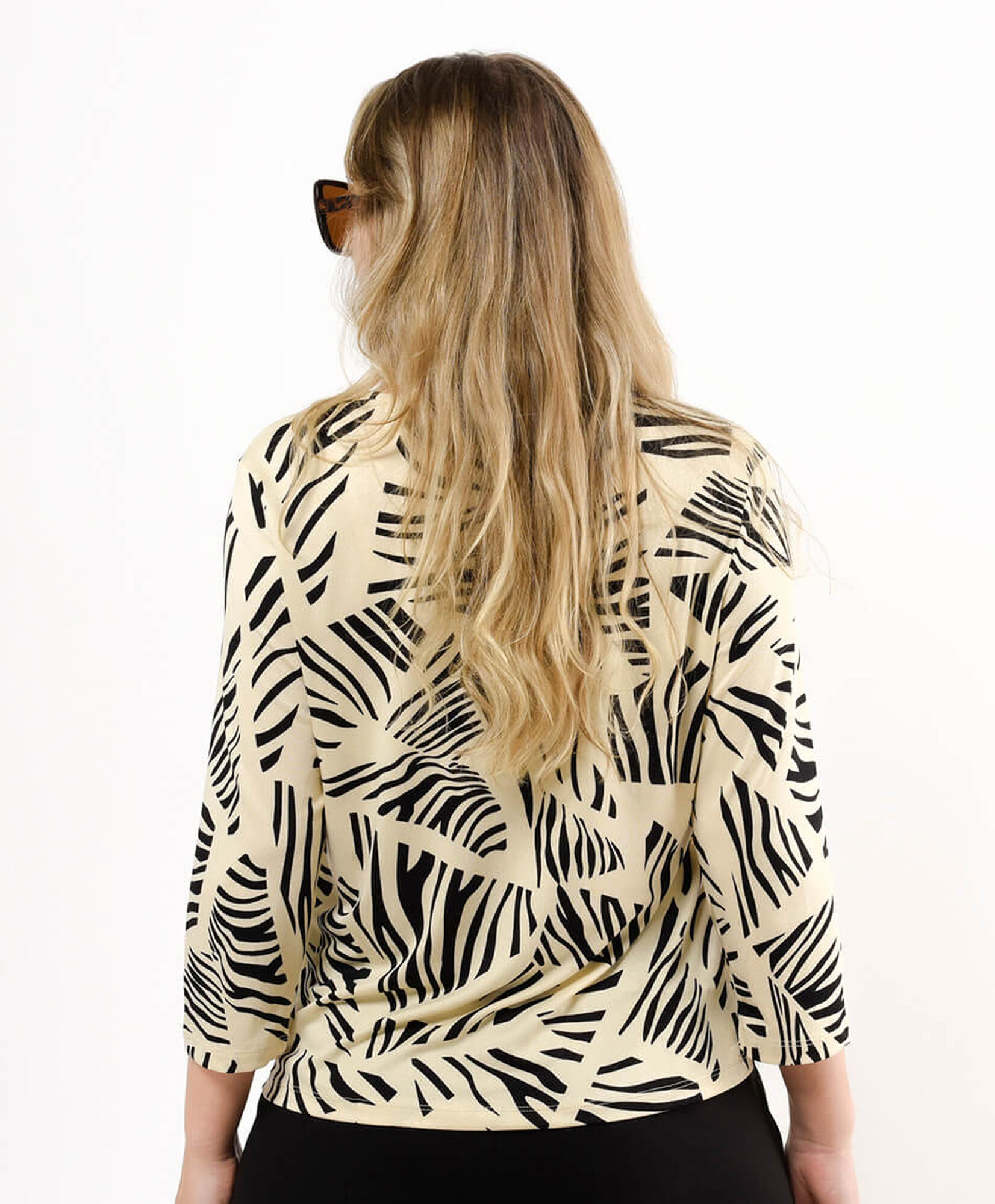 Polera mujer estampado estilo animal print Polera mujer estampado estilo animal print