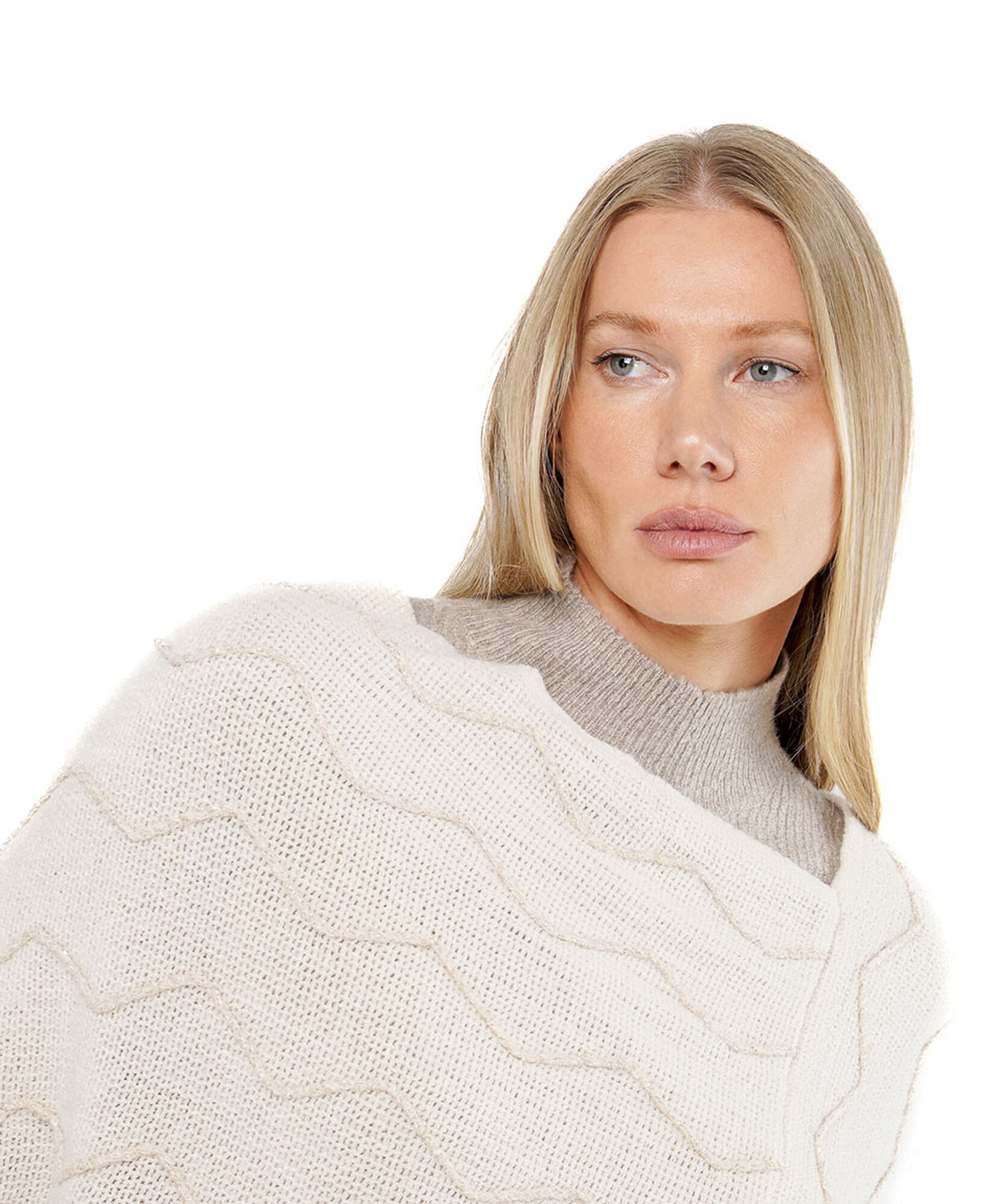 Poncho mujer medio cuello líneas Poncho mujer medio cuello líneas