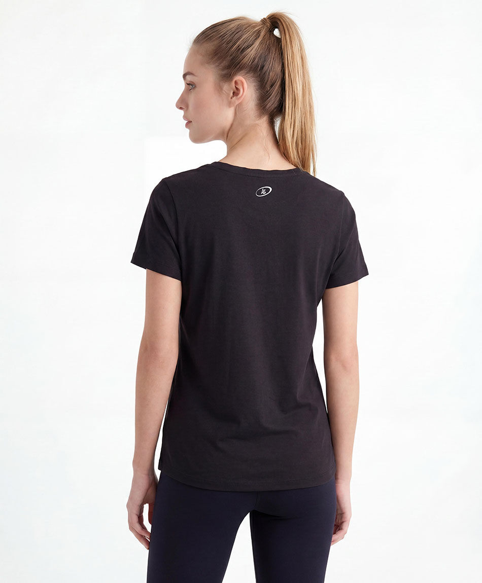 Polera deportiva mujer frase brillos
