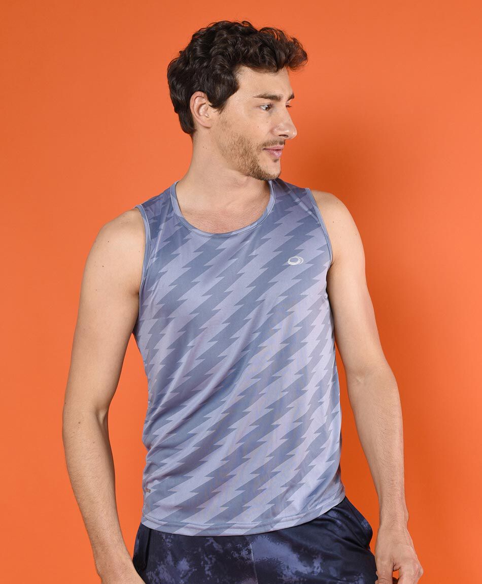 Polera deportiva sin mangas cuello redondo