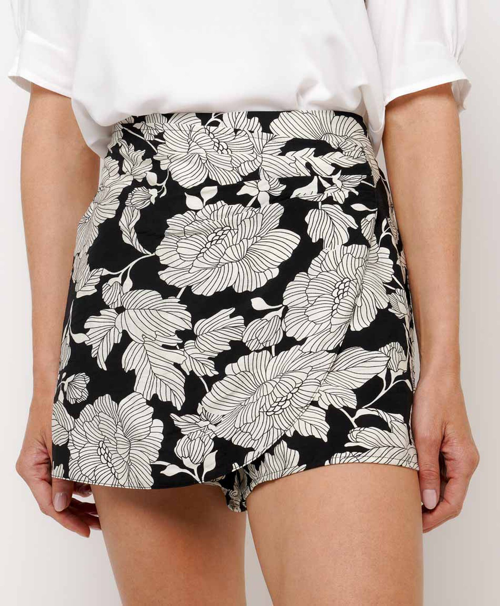 Short mujer falda flores Short mujer falda flores