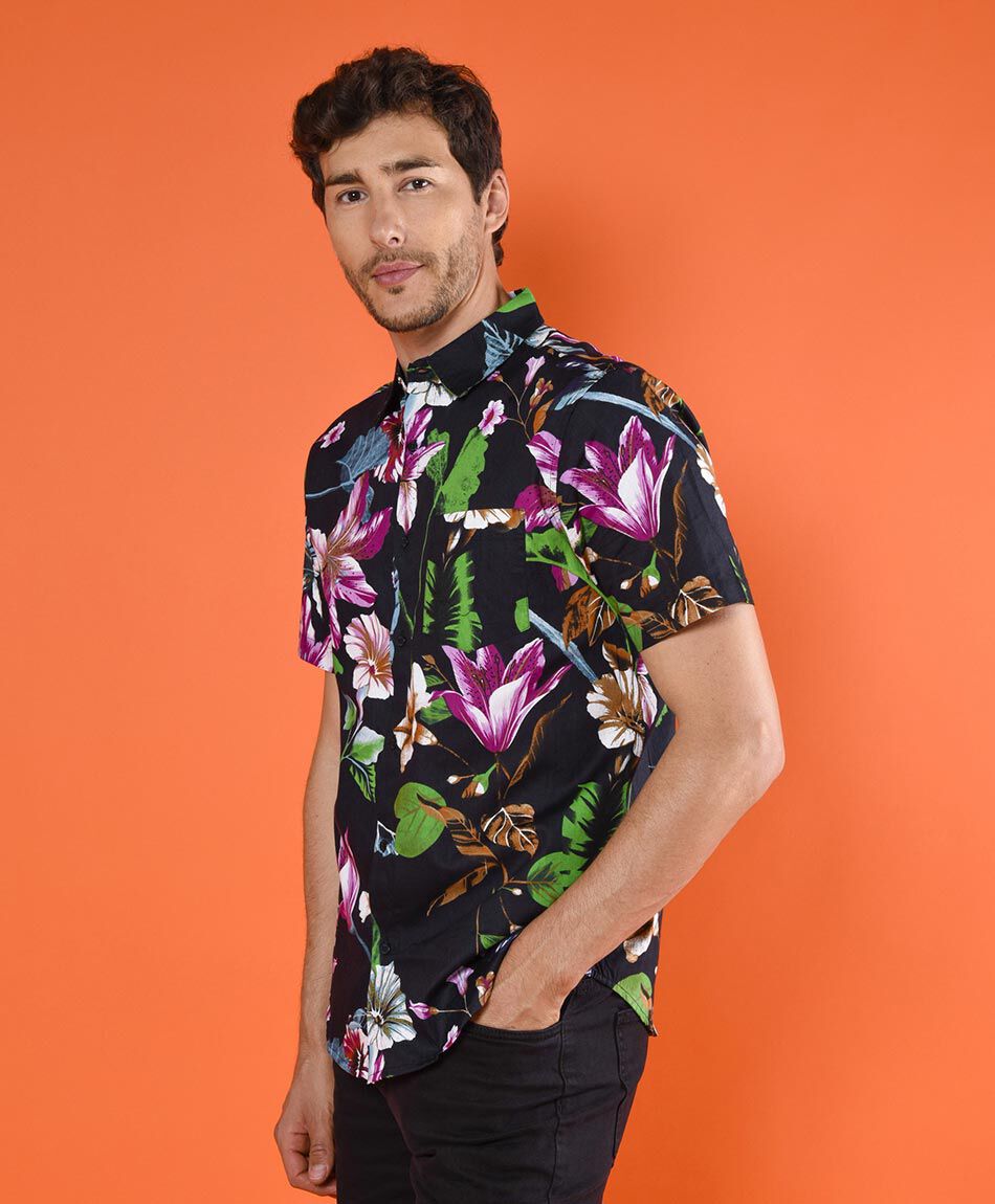 Camisa flores manga corta