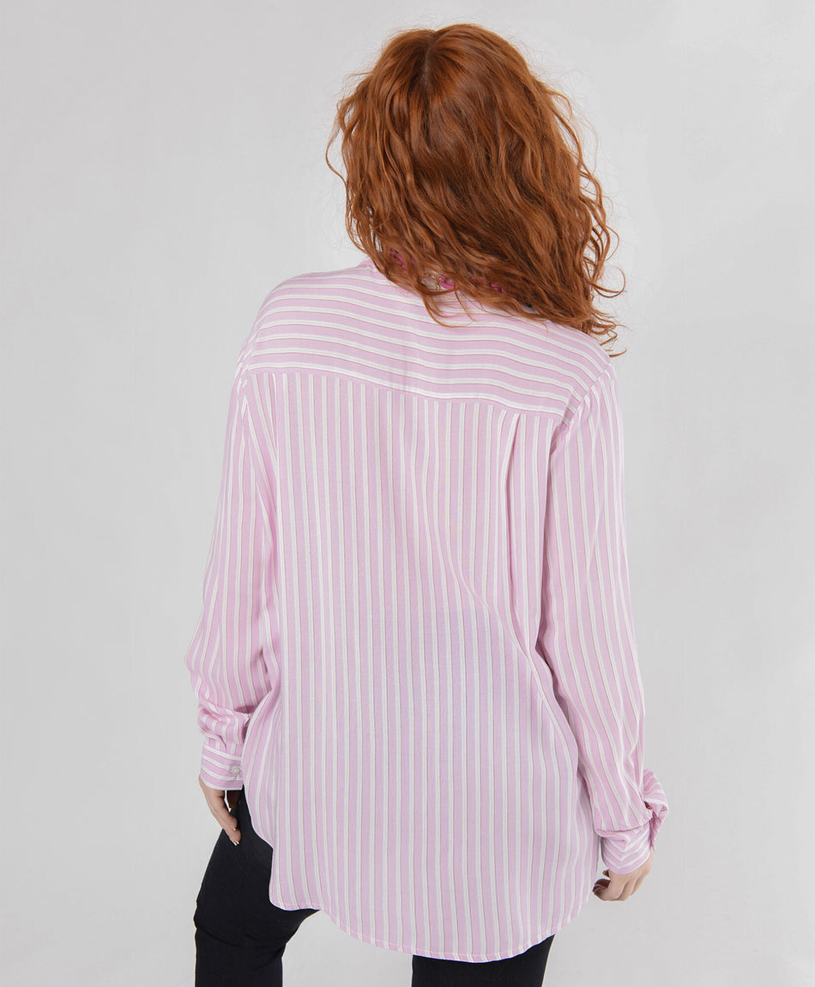 Blusa mujer líneas bicolor rosada Blusa mujer líneas bicolor rosada