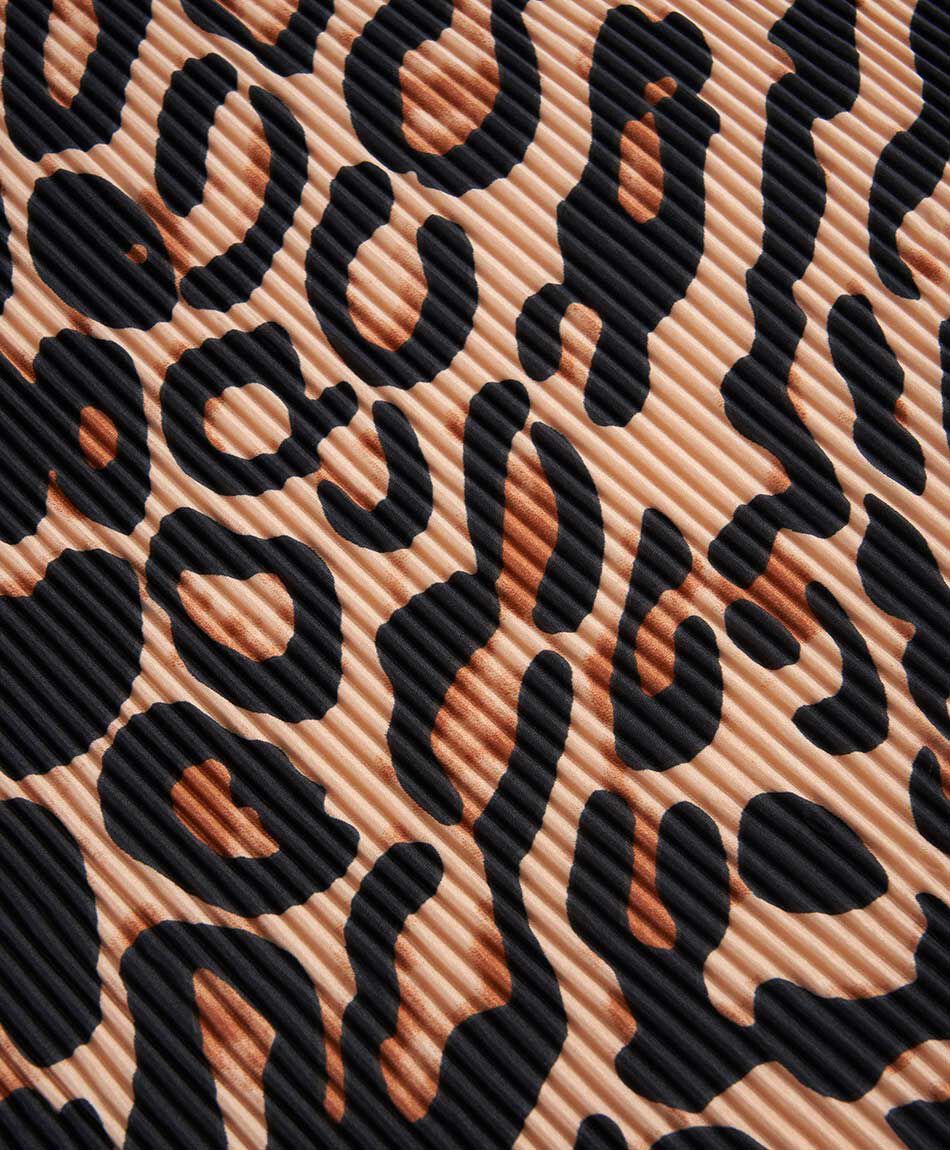 Set pa&ntilde;uelo + aros mujer animal print