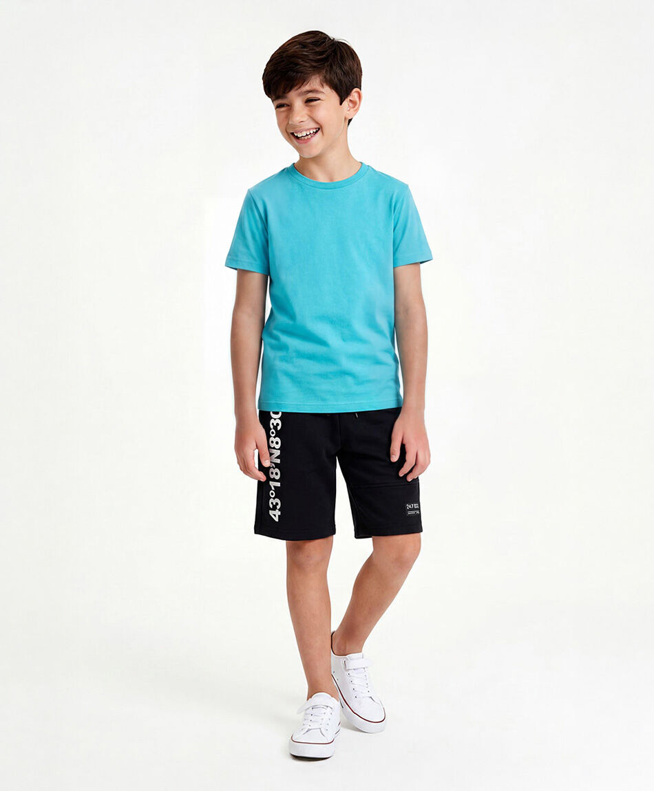 Short ni&ntilde;o n&uacute;meros
