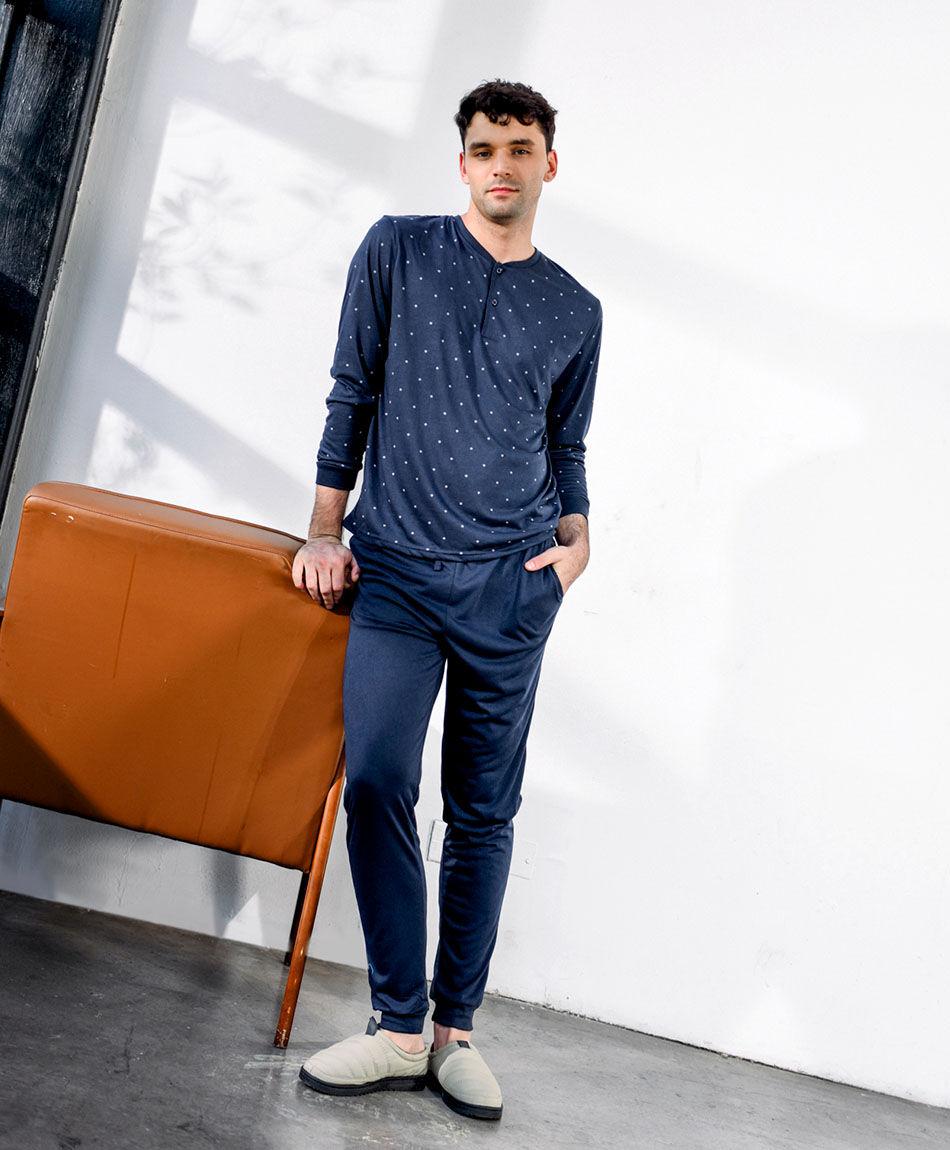 Pijama hombre c&iacute;rculos en contraste