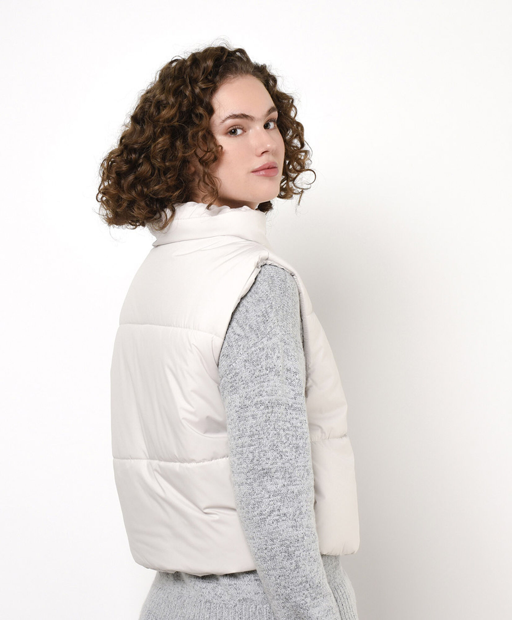 Parka mujer puffa crop sin mangas Parka mujer puffa crop sin mangas