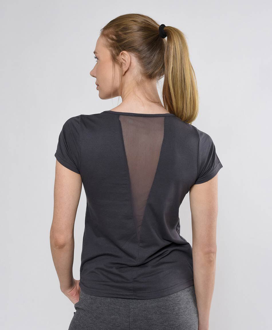 Polera deportiva mujer transparencia
