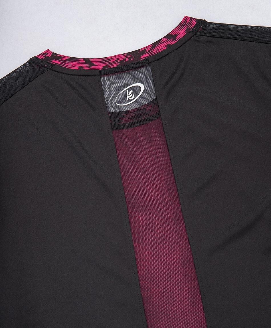 Polera deportiva mujer print frontal