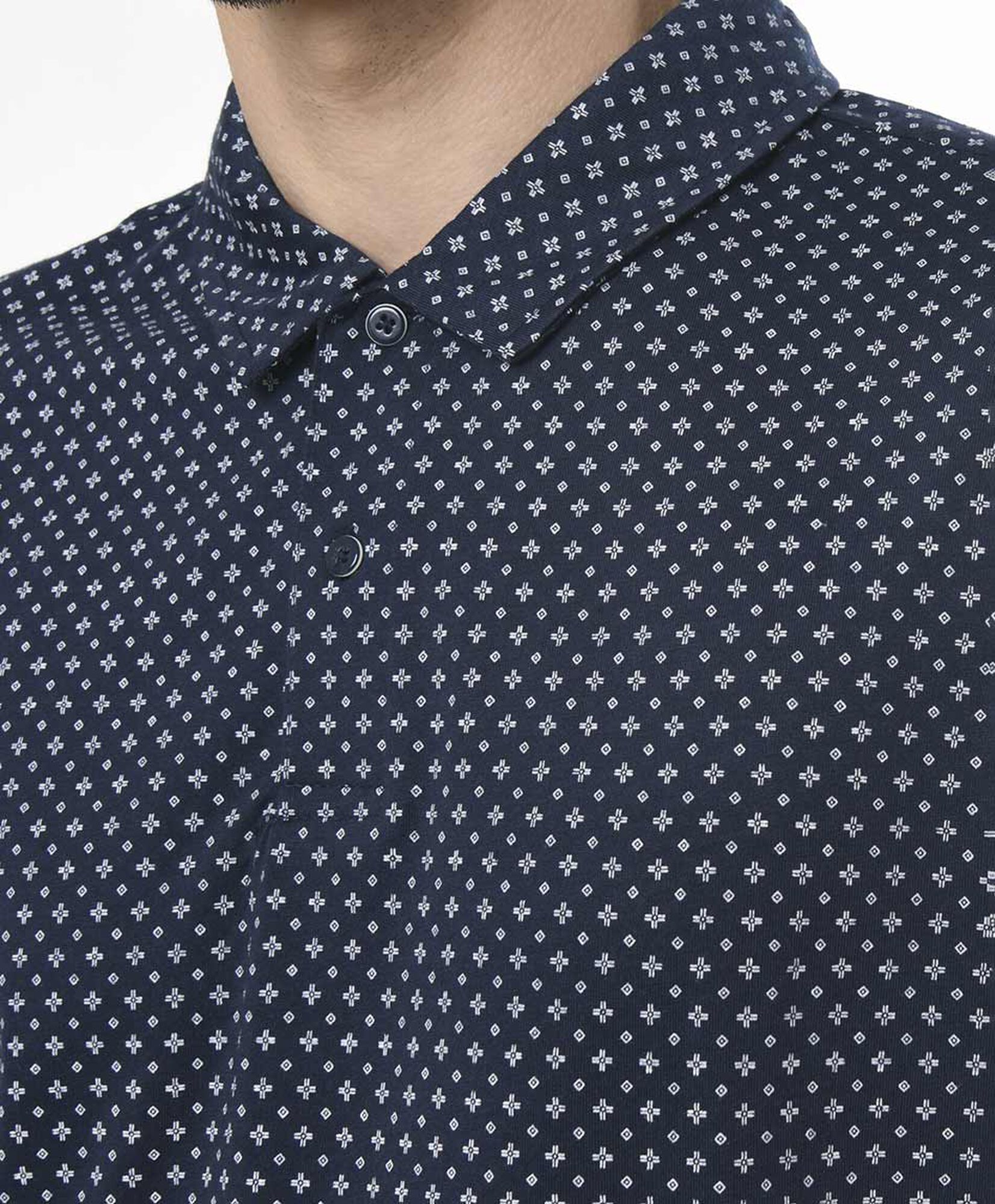 Polera hombre figuras cuello piqué Polera hombre figuras cuello piqué