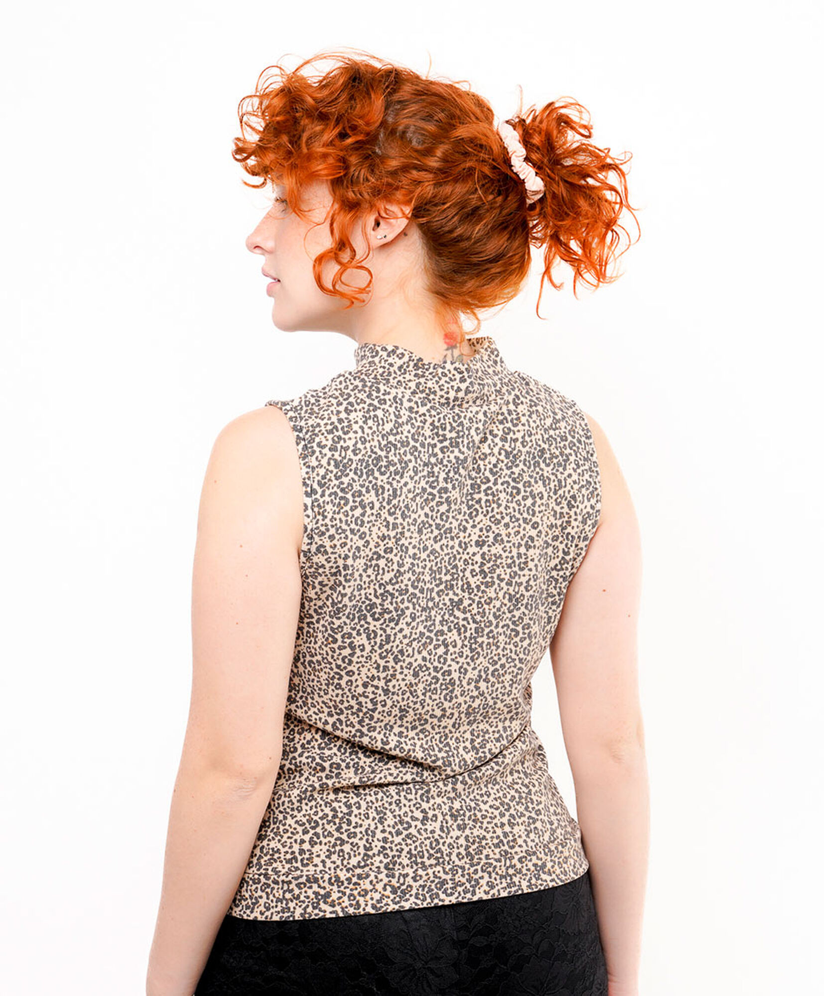 Polera mujer animal print mini cuello Polera mujer animal print mini cuello