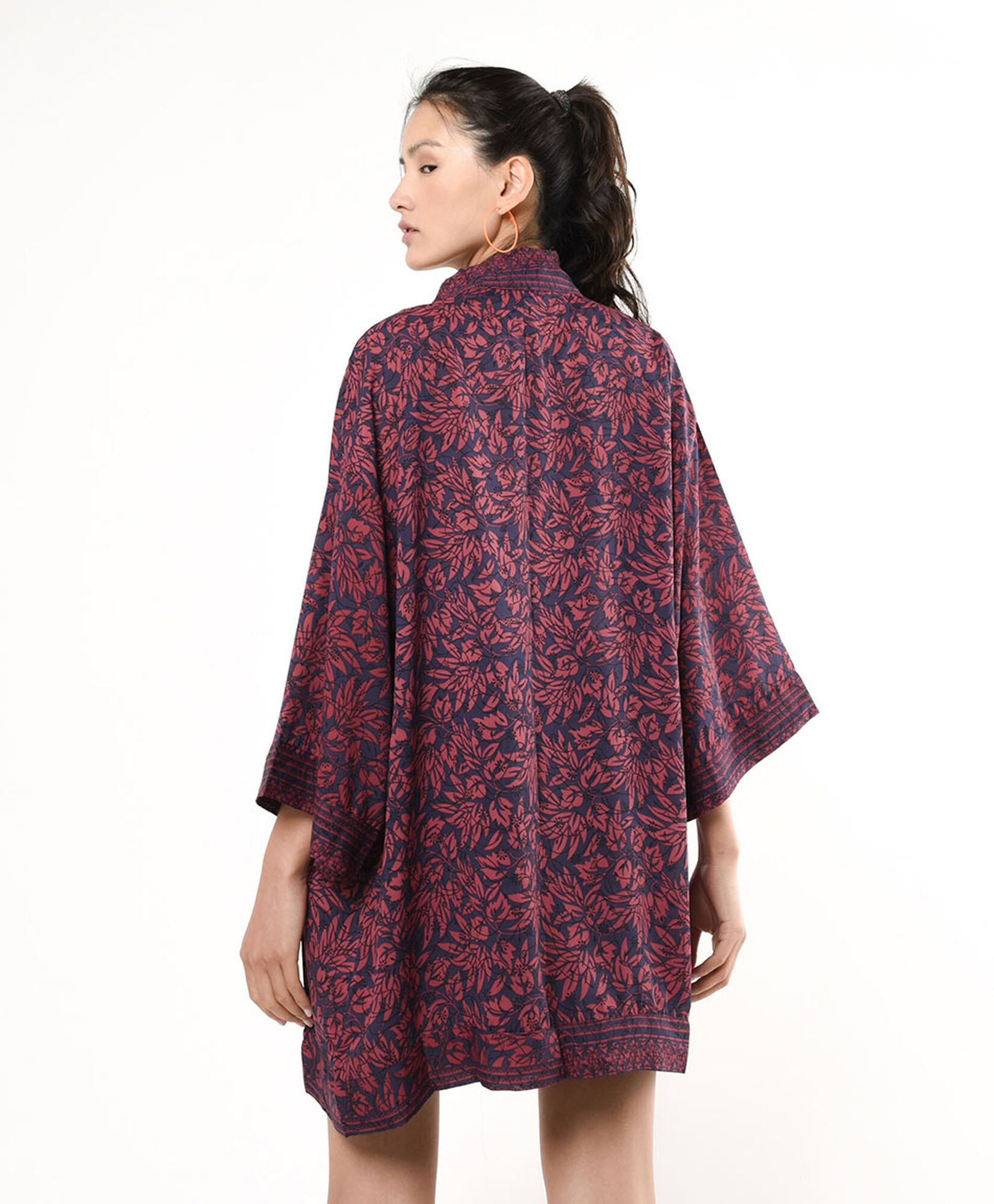 Kimono mujer hojas Kimono mujer hojas