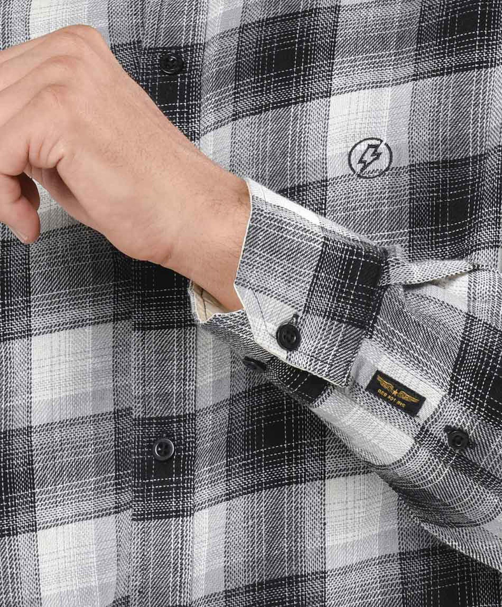 Camisa hombre cuadrille blanco y negro Camisa hombre cuadrille blanco y negro
