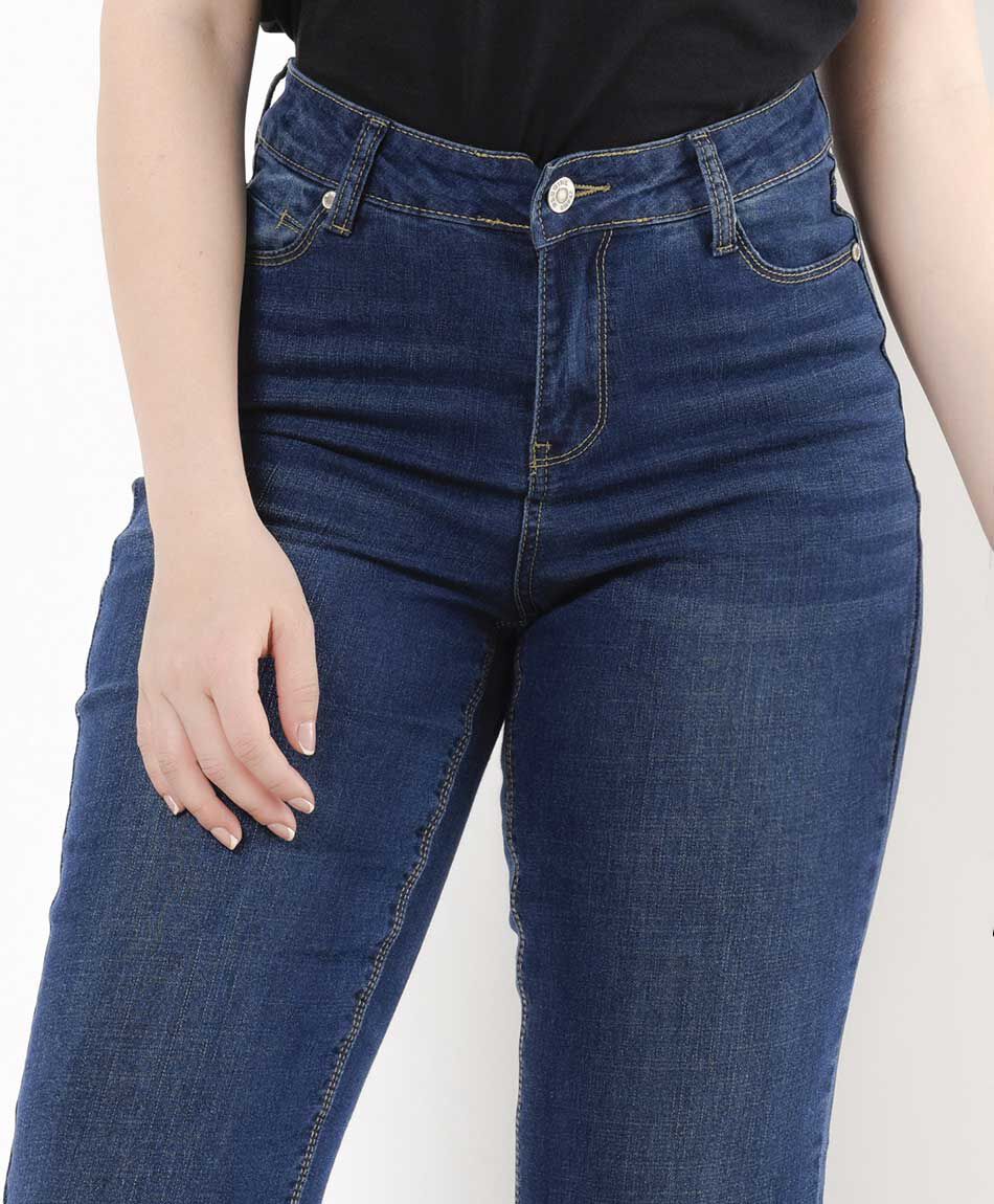 Jeans mujer cl&aacute;sicos flare