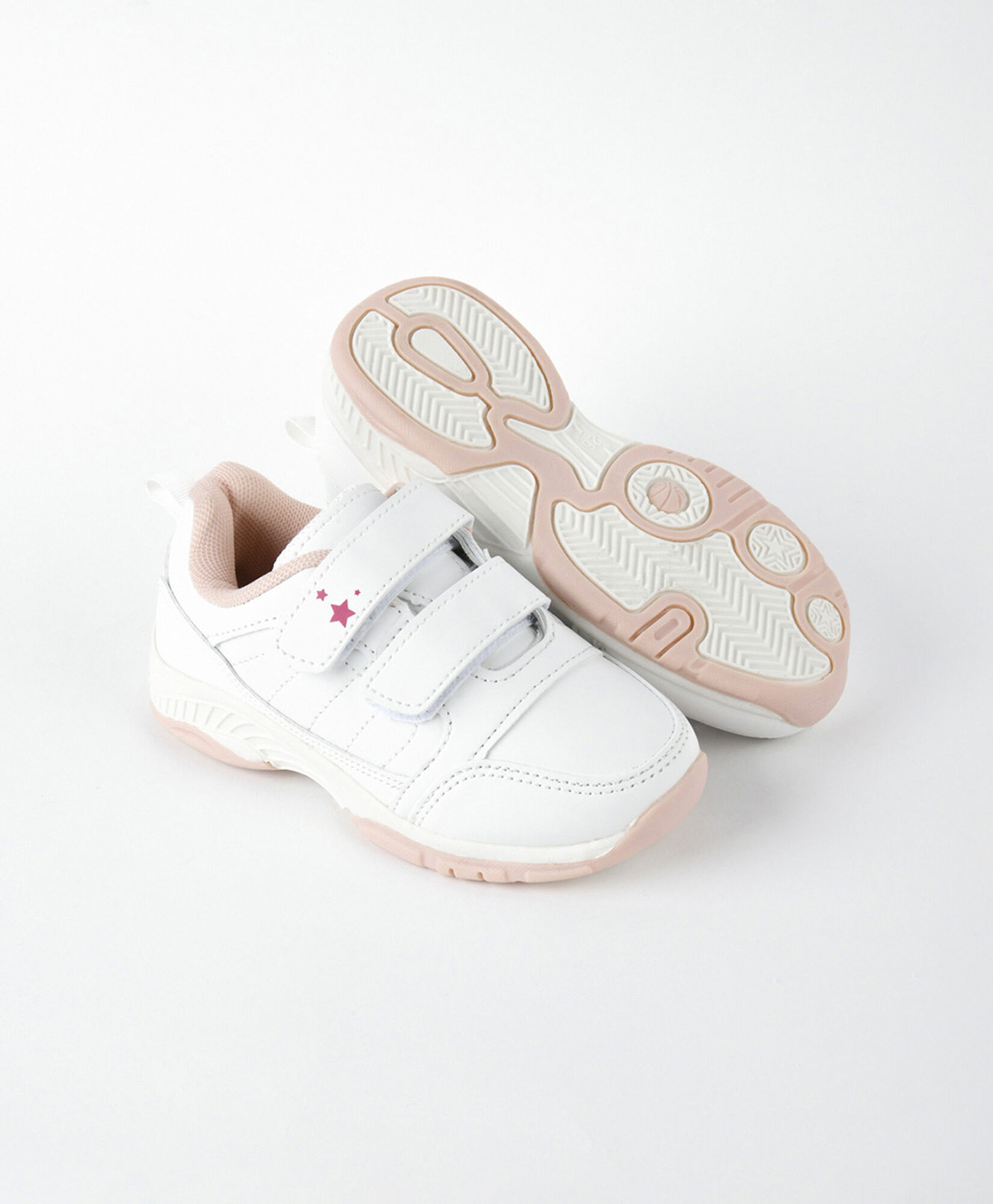 Zapatilla escolar (26 a 34) blanca estrella Zapatilla escolar (26 a 34) blanca estrella