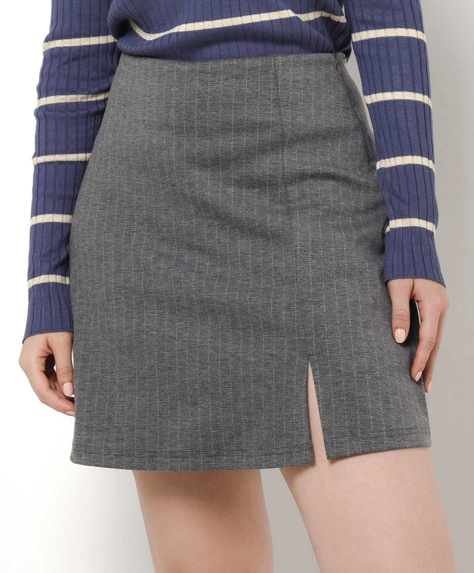 Mini falda mujer líneas short Mini falda mujer líneas short