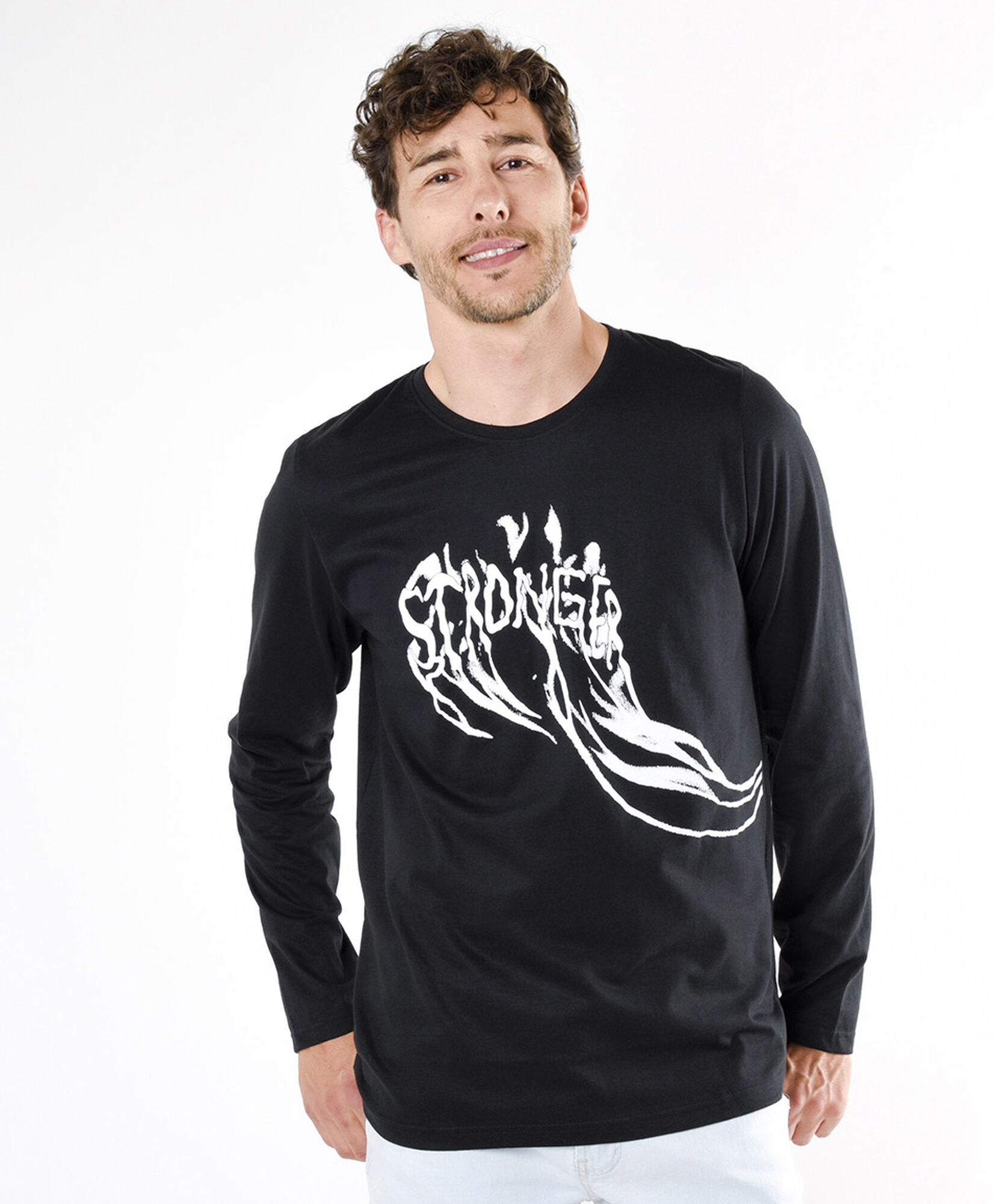 Polera hombre estampado stronger Polera hombre estampado stronger