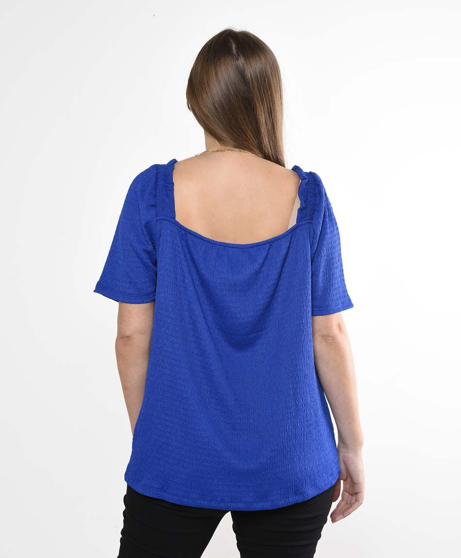 Polera manga corta cuello cuadrado