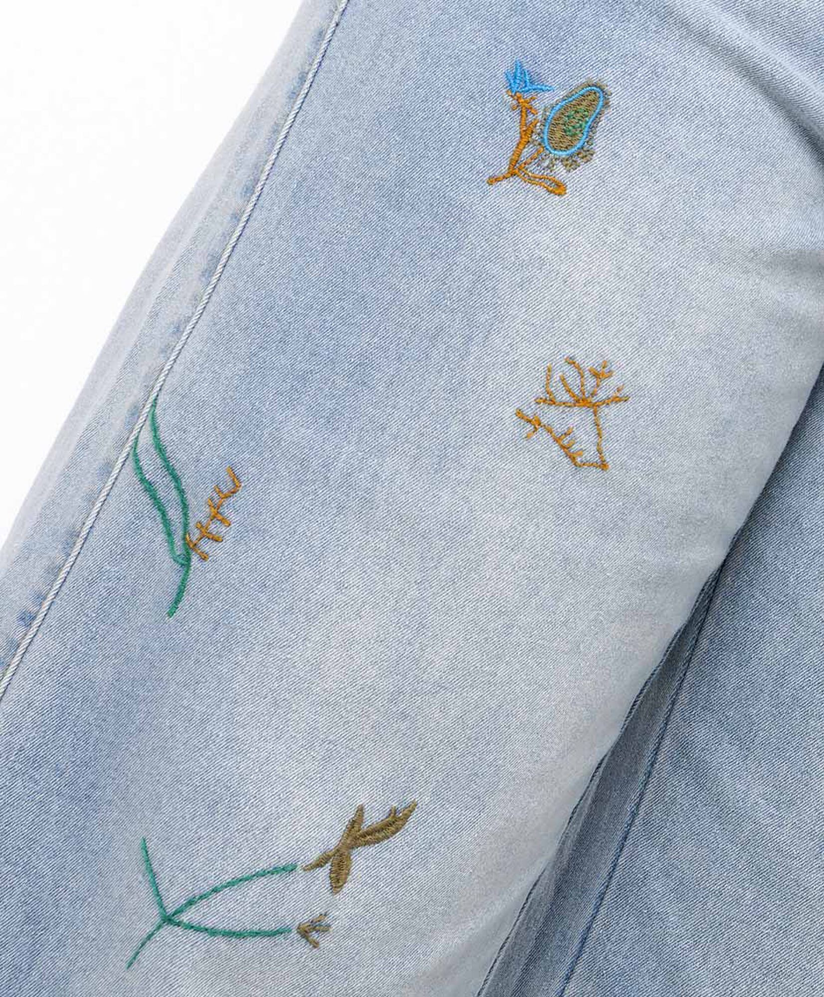 Jeans mujer dibujos bordados wide Jeans mujer dibujos bordados wide